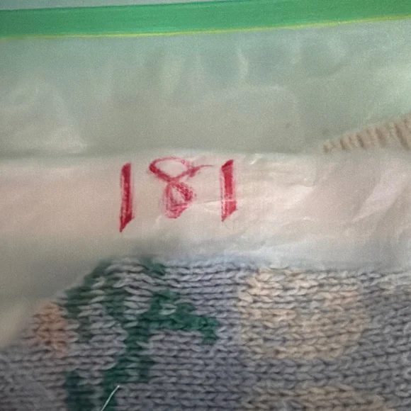 Urban Outfitters Cropped Blue strawberry sweater Vest Size Medium - Picture 7 of 7